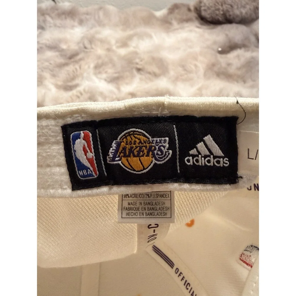 Authentic Los Angeles Lakers Adidas NBA On Court Flexfit Hat Baseball L/XL